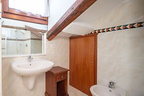 Ve.N.I.Ce Cera Angels's Attic