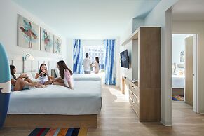 Universal's Endless Summer Resort - Surfside Inn and Suites