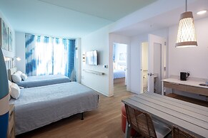 Universal's Endless Summer Resort - Surfside Inn and Suites