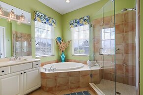 Sunkissed 3 Bedroom Townhouse by RedAwning