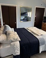 Briarcliff C_11 3 Bedroom Condo by RedAwning