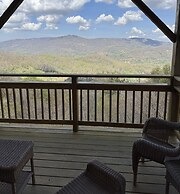 The Crest 200-j 1 Bedroom Condo by RedAwning