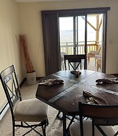 The Crest 200-j 1 Bedroom Condo by RedAwning