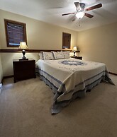 The Crest 200-j 1 Bedroom Condo by RedAwning