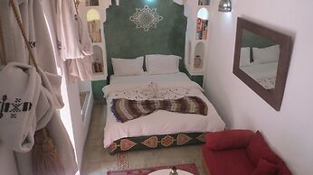Riad Maizie