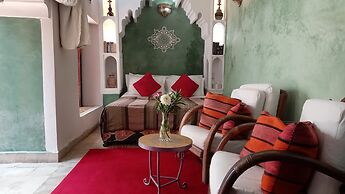 Riad Maizie