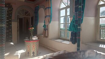 Riad Maizie