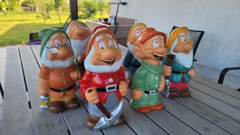 Super Cheap Homestay