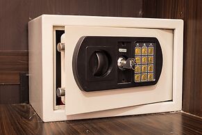 Batic House By Sharaya Hotel