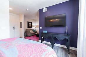 Bishop Arts Hotel by Qresorts.