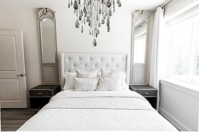 Bishop Arts Hotel by Qresorts.