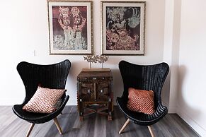 Bishop Arts Hotel by Qresorts.