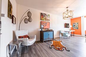 Bishop Arts Hotel by Qresorts.