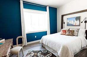 Bishop Arts Hotel by Qresorts.