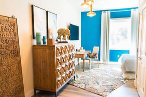 Bishop Arts Hotel by Qresorts.