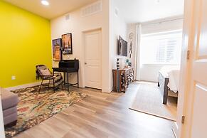 Bishop Arts Hotel by Qresorts.