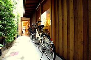 utsuwa Designed Hostel