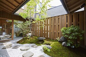 utsuwa Designed Hostel