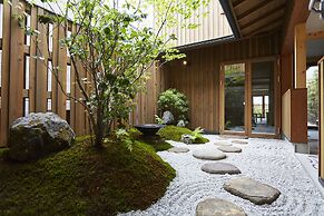 utsuwa Designed Hostel