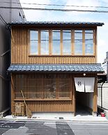 utsuwa Designed Hostel