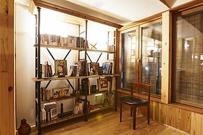 utsuwa Designed Hostel