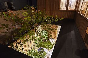 utsuwa Designed Hostel