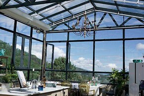 Snow Mountain ·Flower Blossom