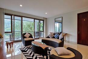 Narwastu Hill View 6BR Villa with a Private Pool