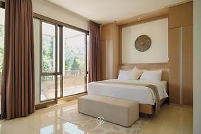 Narwastu Hill View 6BR Villa with a Private Pool