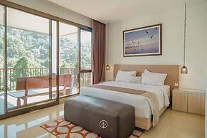 Narwastu Hill View 6BR Villa with a Private Pool