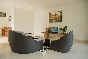 Narwastu Hill View 6BR Villa with a Private Pool