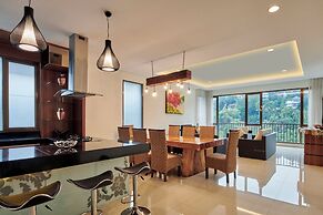 Narwastu Hill View 6BR Villa with a Private Pool