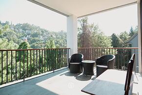 Narwastu Hill View 6BR Villa with a Private Pool