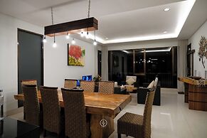 Narwastu Hill View 6BR Villa with a Private Pool