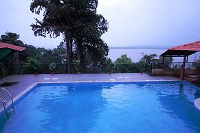 Raposo Holiday Resort