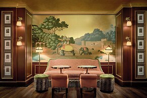Maxwell Reserve Singapore, Autograph Collection