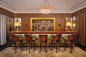 Maxwell Reserve Singapore, Autograph Collection