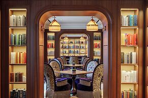 Maxwell Reserve Singapore, Autograph Collection