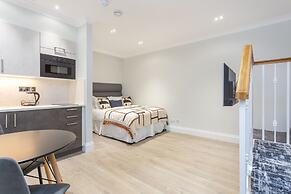 Alexander Apartments