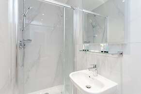 Alexander Apartments