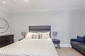 Alexander Apartments