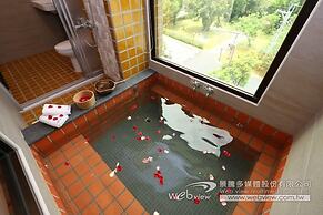 Ruo Shui Hotspring Hotel