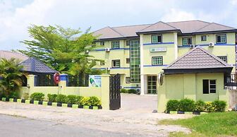 Carlcon Hotel