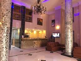 Cynergy Suites Royale