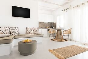 Perla Suites - Delmar Collection