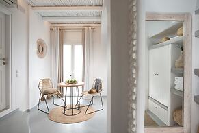 Perla Suites - Delmar Collection