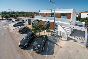 Villa Toranja by MarsAlgarve