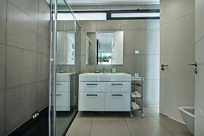 Villa Toranja by MarsAlgarve