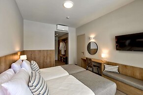 White Olive Premium Laganas - All Inclusive