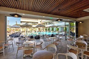 White Olive Premium Laganas - All Inclusive